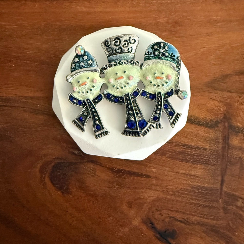 Christmas Snowman Brooch Holiday Jewelry Cubic Zirconia Blue White Snow Brooch